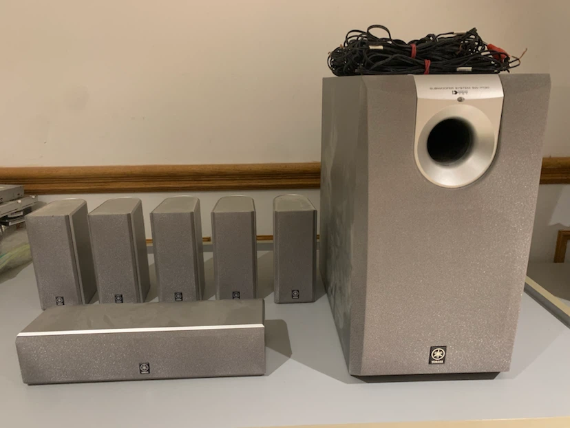 Yamaha SW-P130 Subwoofer w/5 Speakers