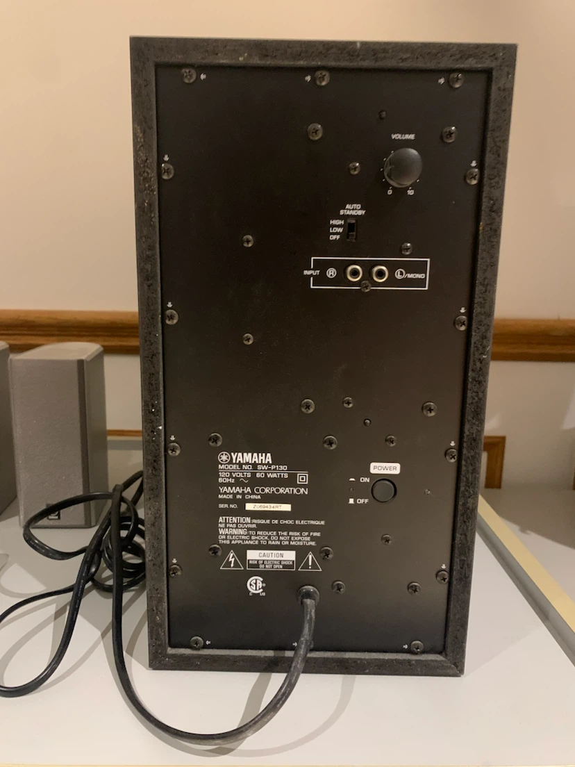 Yamaha SW-P130 Subwoofer w/5 Speakers - photo 3