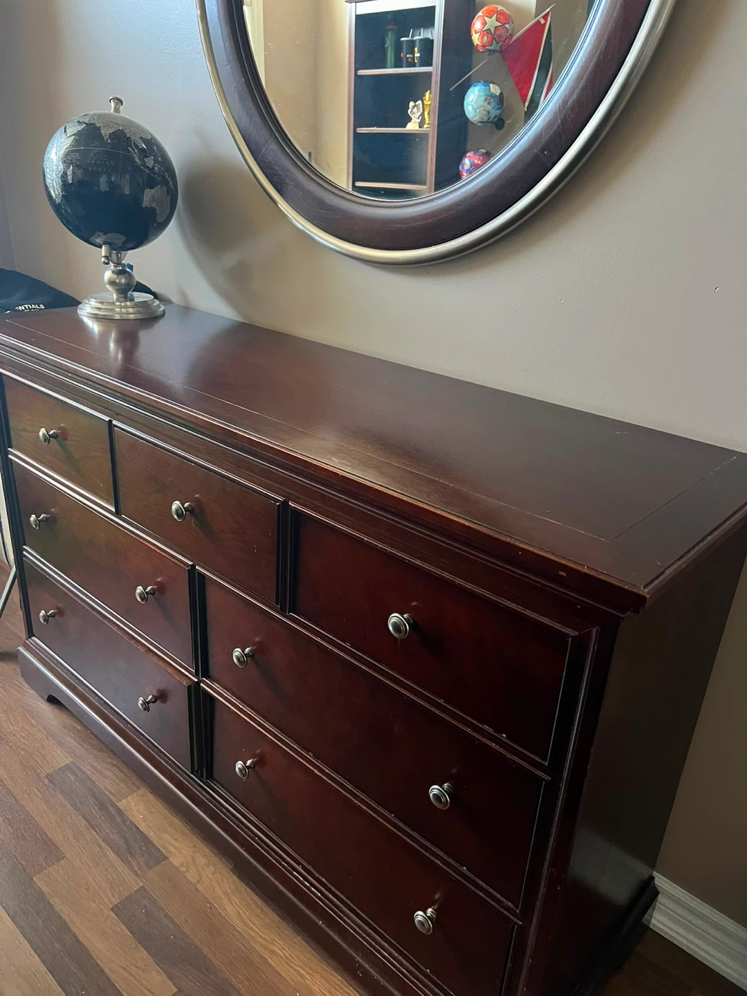 Queen bedroom set - photo 3