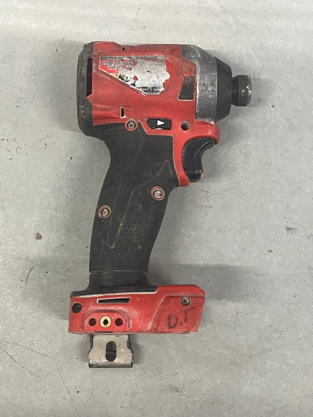 Milwaukee M18 FUEL Impact Driver - photo 2