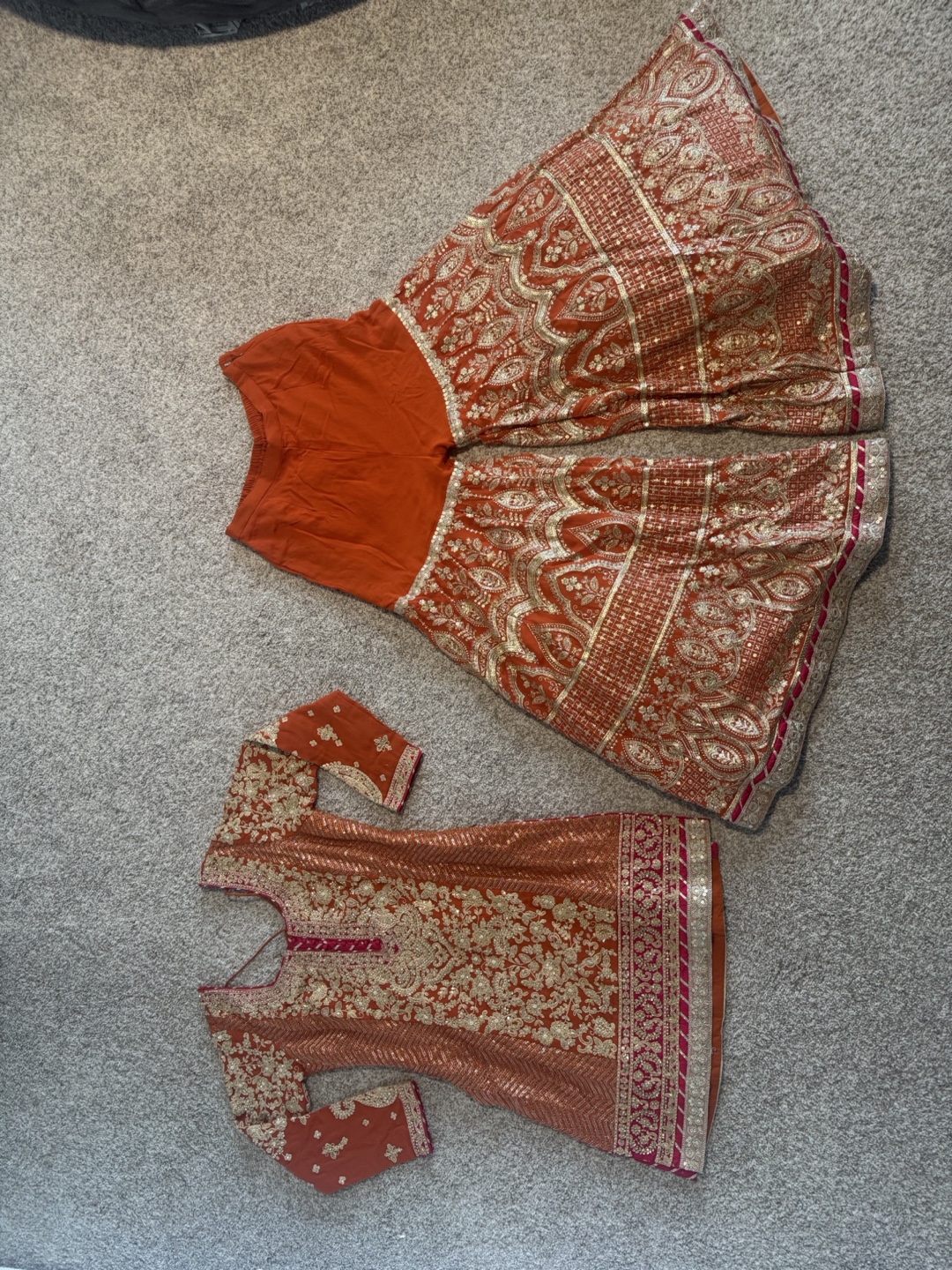 Shrara suit- new with tags