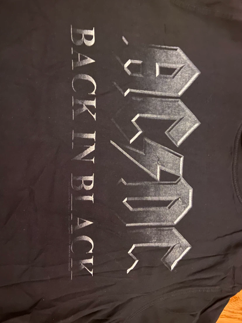 AC/DC Back in Black T-Shirt medium m size - photo 2