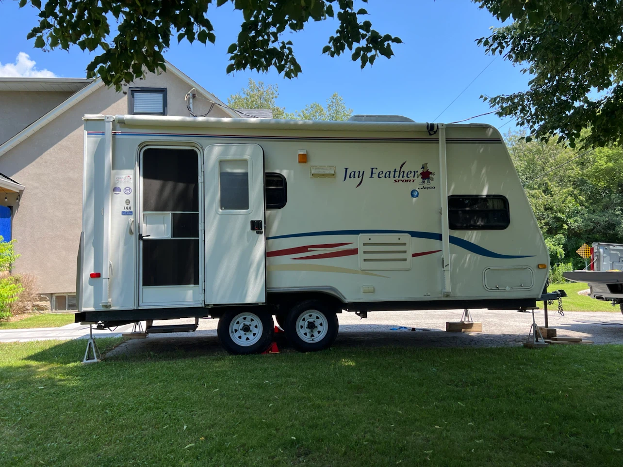 2008 Jayco Jay Feather Sport 199 —Slide-Out!