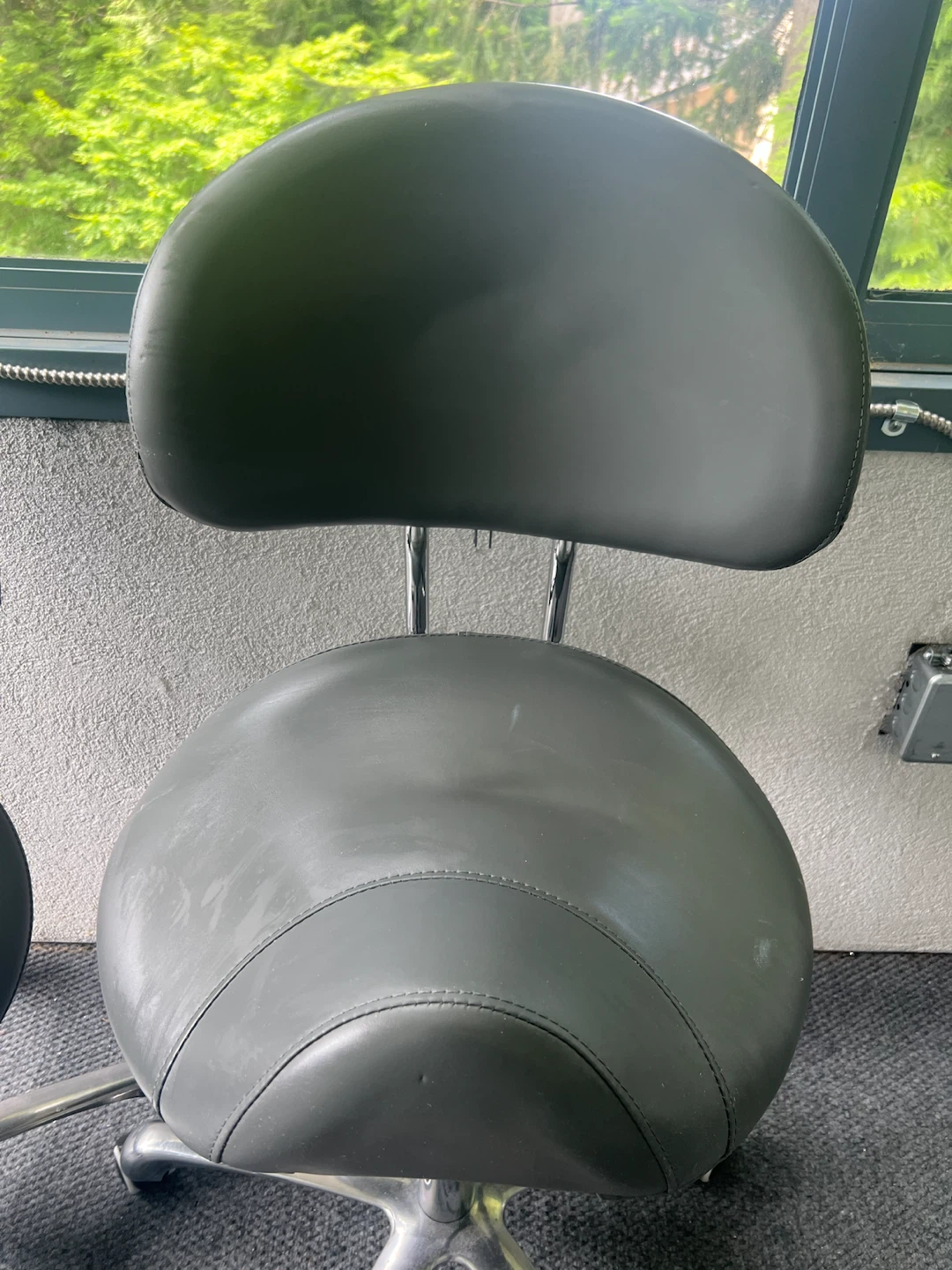 Grey Rolling Saddle Chair - photo 2