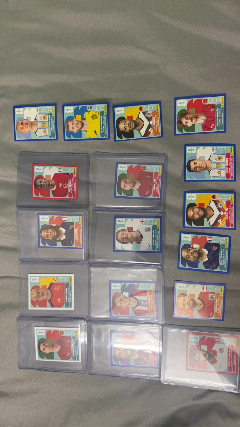 Panini FIFA 365 Adrenalyn XL Football Trading Cards