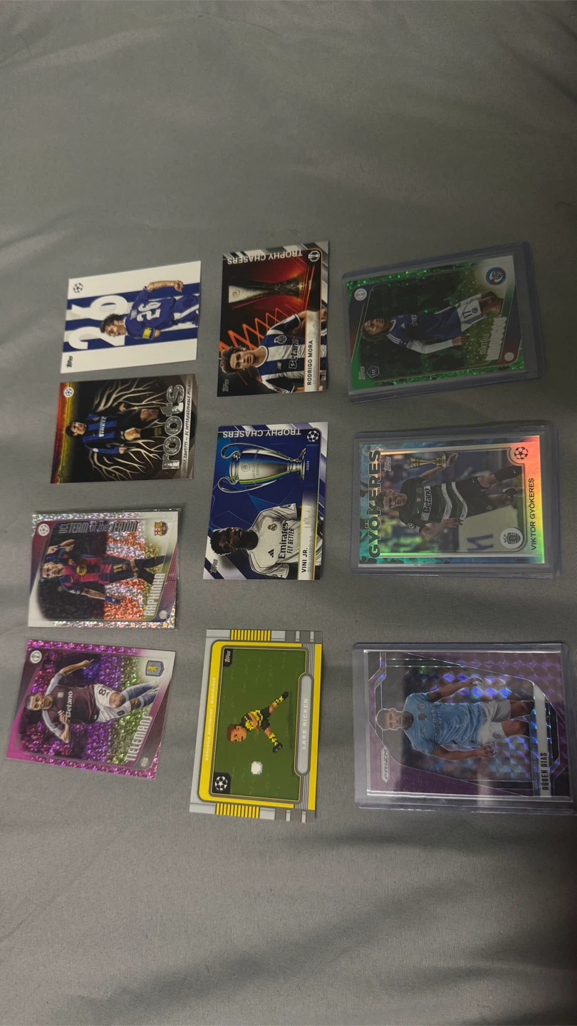Panini FIFA 365 Adrenalyn XL Football Trading Cards - photo 2