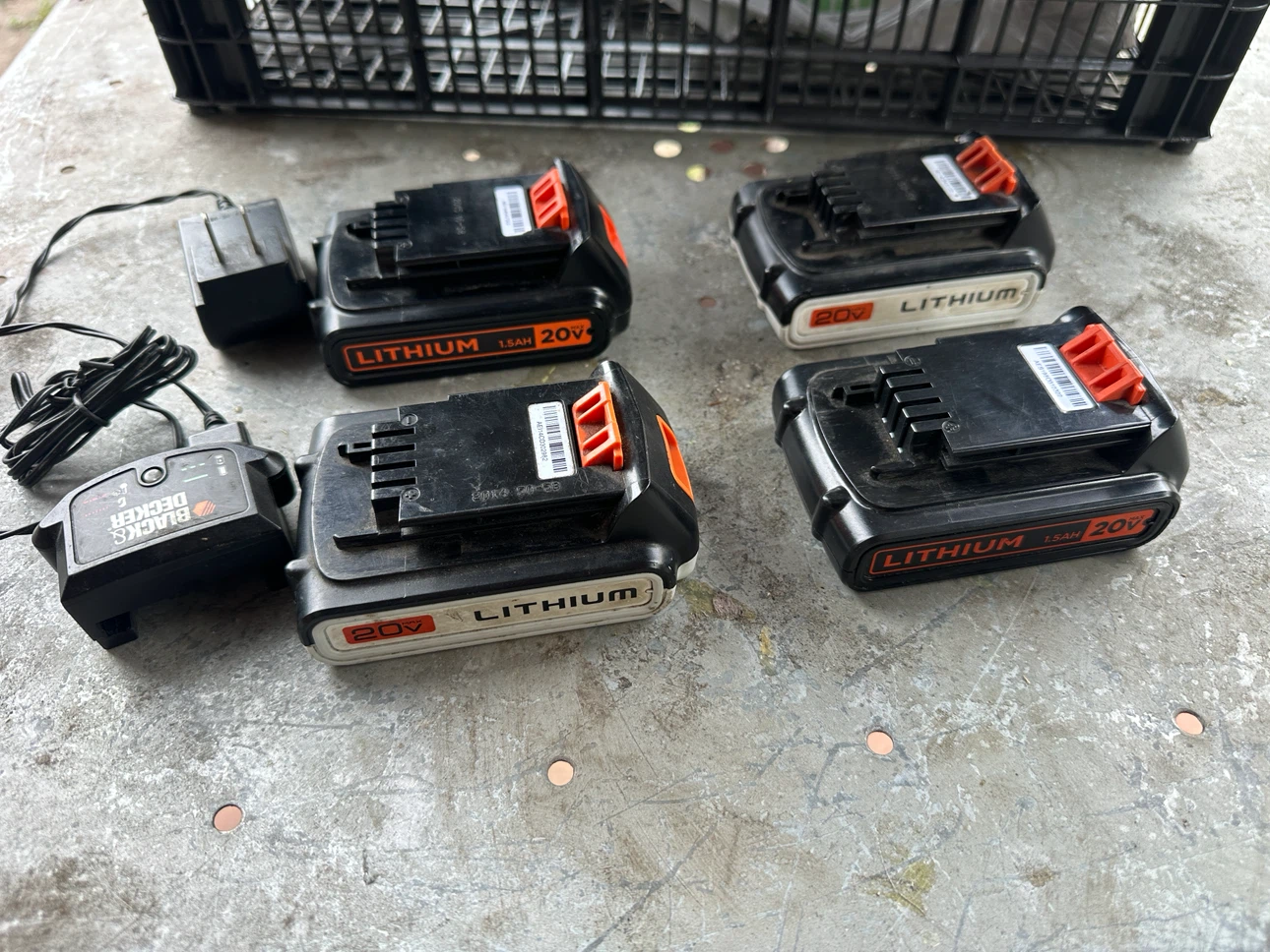 Black and Decker Weedwhacker - photo 2