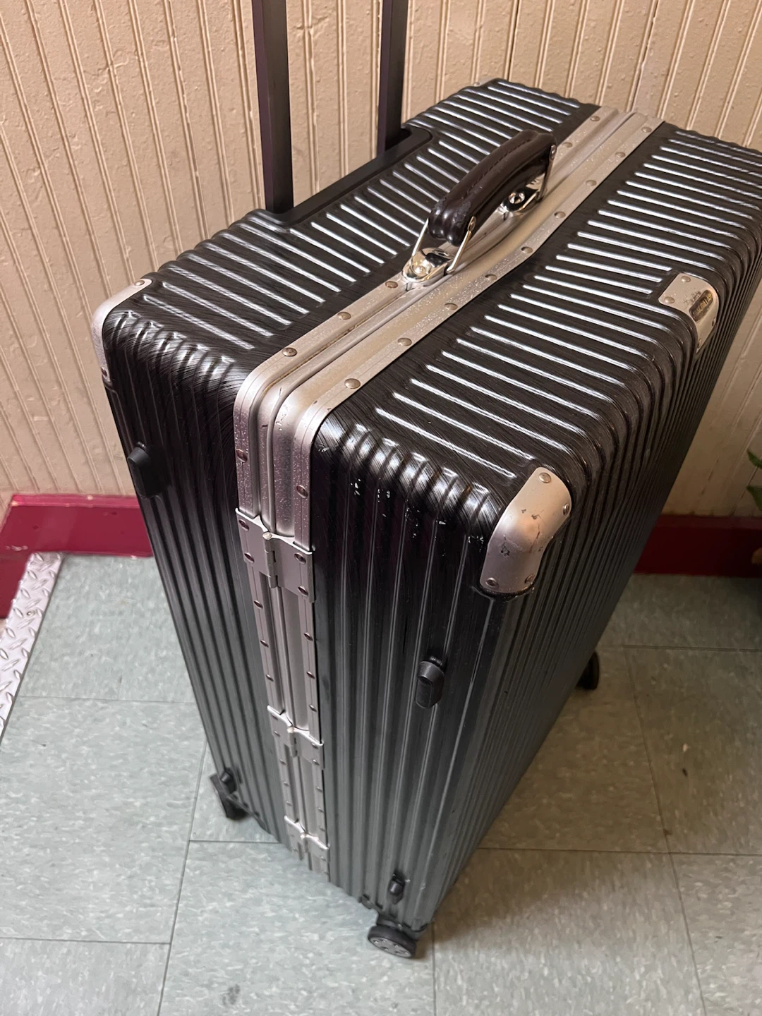 Black  Macmillar Luggage Suitcase - photo 2