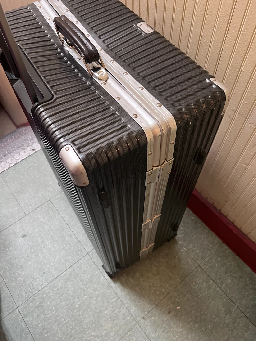 Black  Macmillar Luggage Suitcase - photo 5