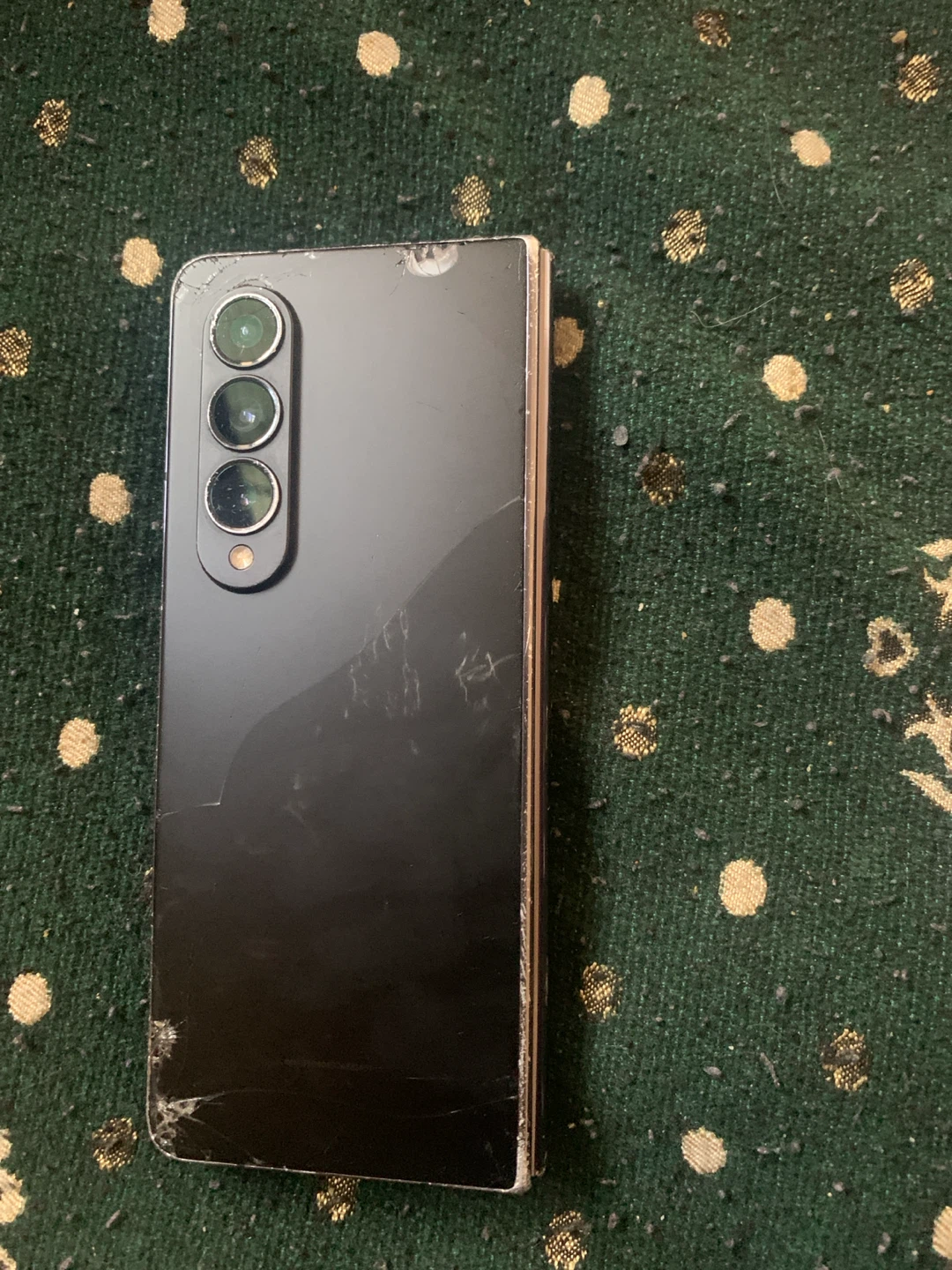 Samsung Galaxy Z Fold 4 for parts or repair - photo 2