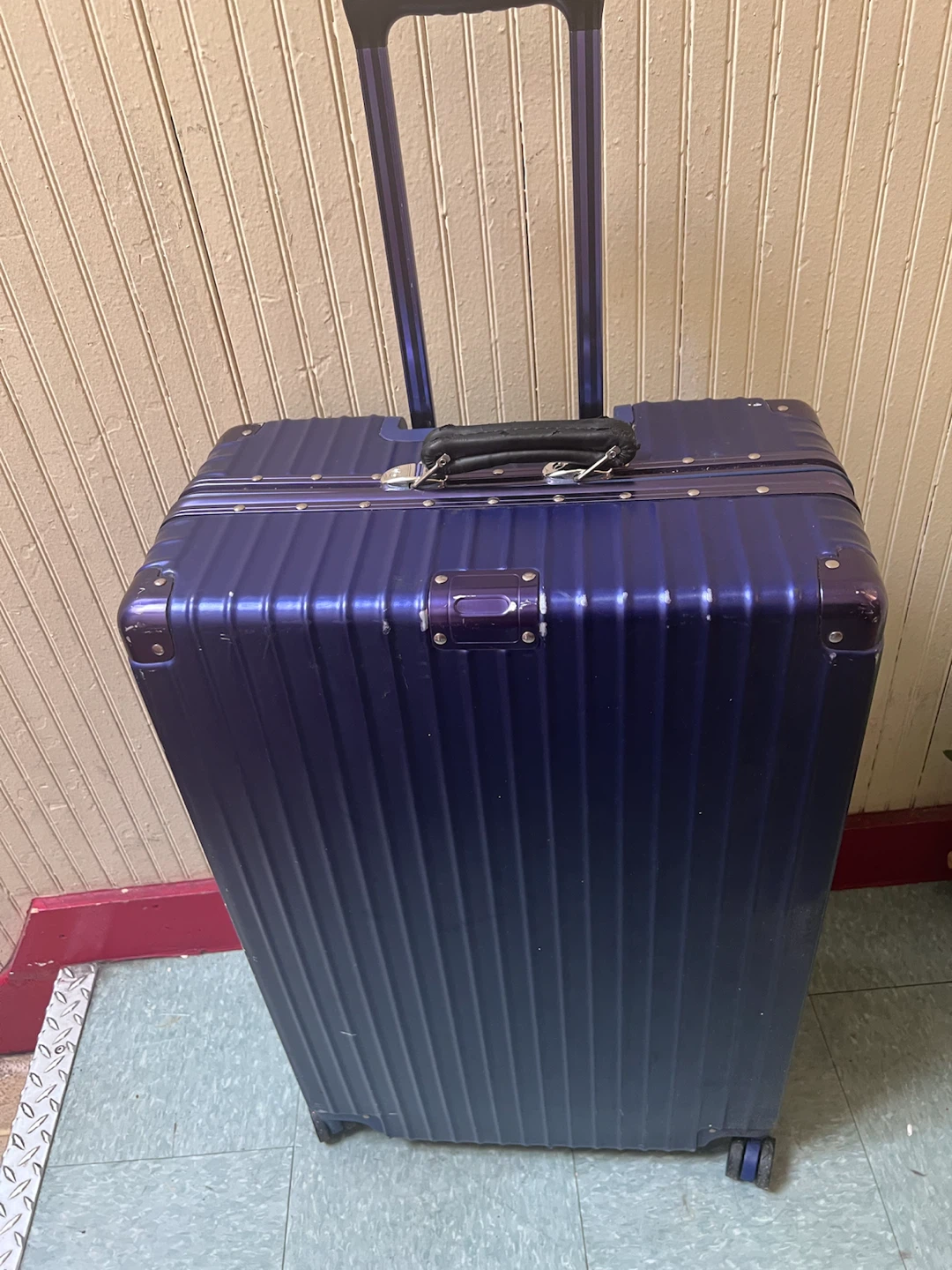 Purple Hardshell Rolling Suitcase