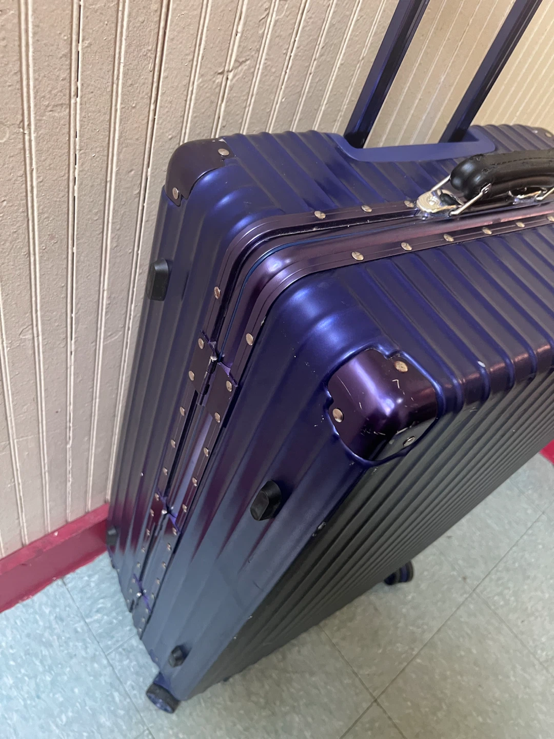 Purple Hardshell Rolling Suitcase - photo 4