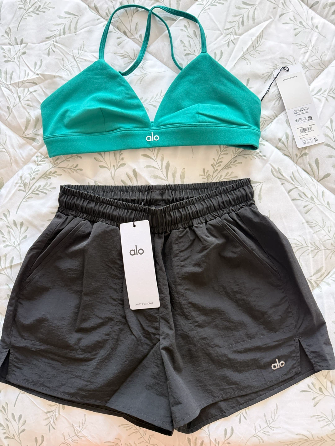 Alo Yoga Bra - Emerald - Medium