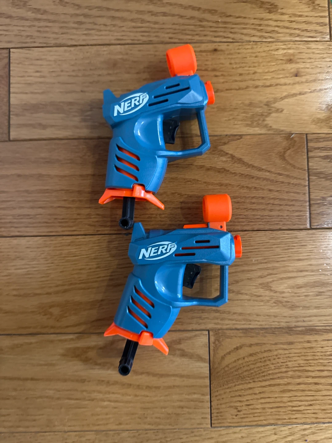 Nerf TwinStrike Blasters with Darts - photo 3