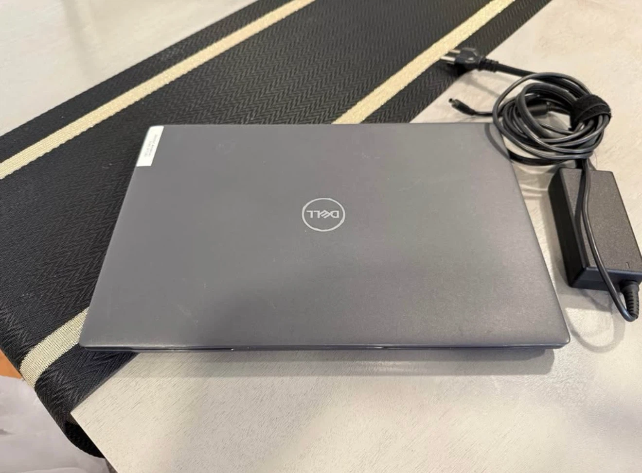 Dell Latitude 3410 Laptop - photo 5