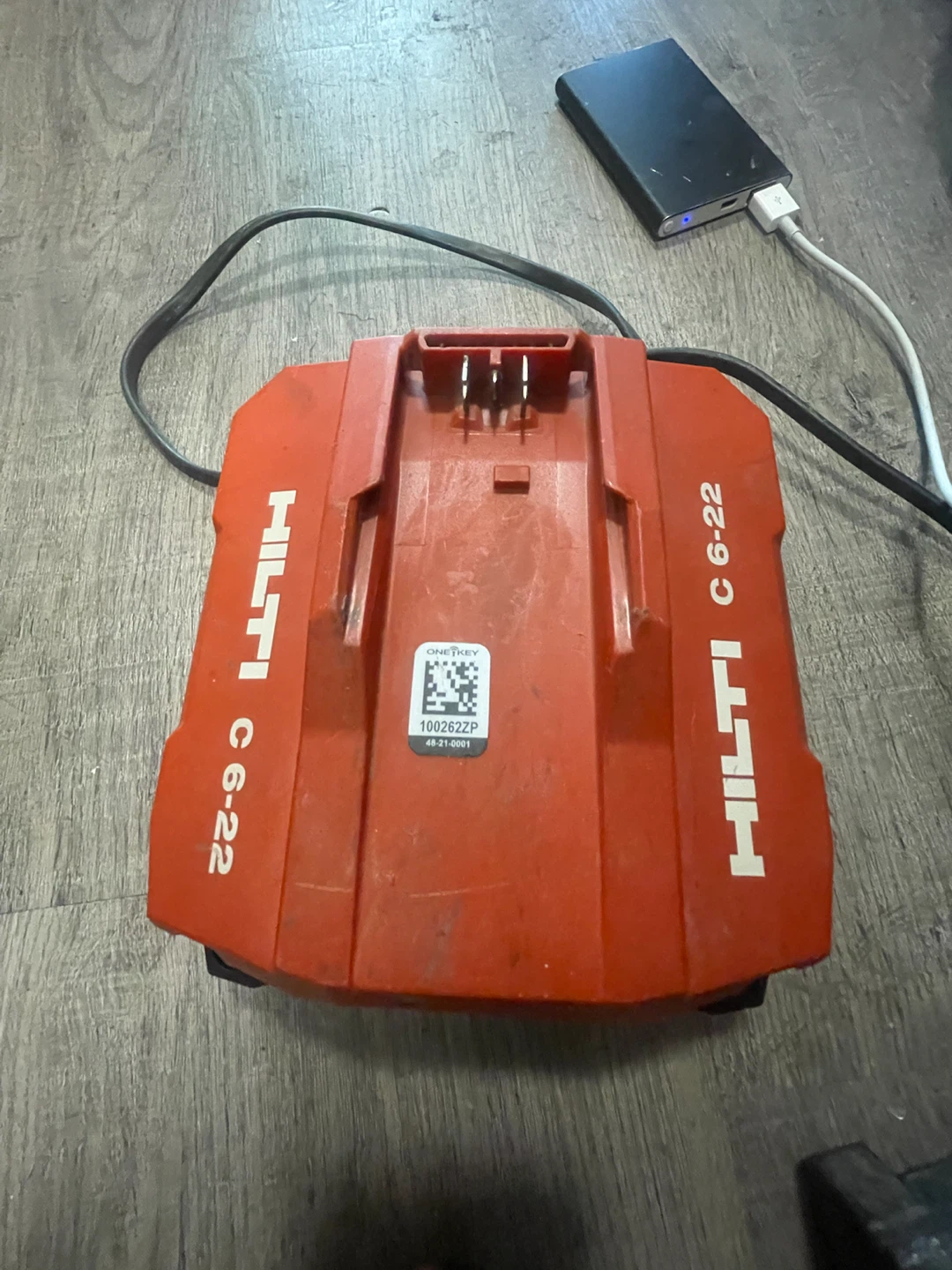 Hilti C 6-22 Battery Charger & 22V Battery