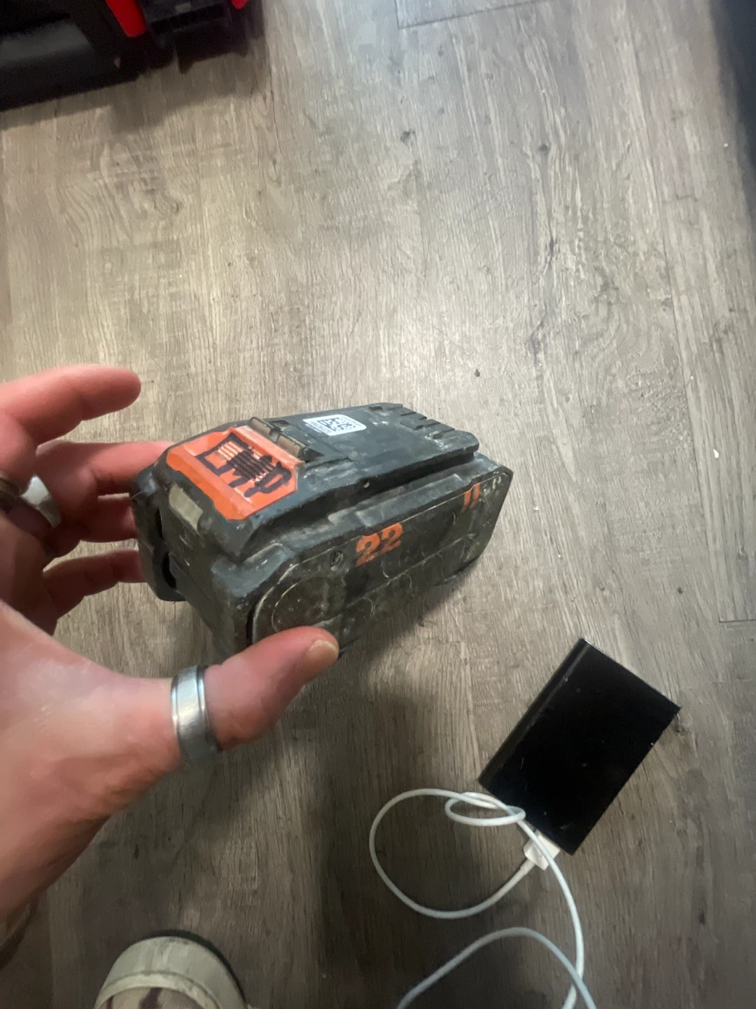 Hilti C 6-22 Battery Charger & 22V Battery - photo 3
