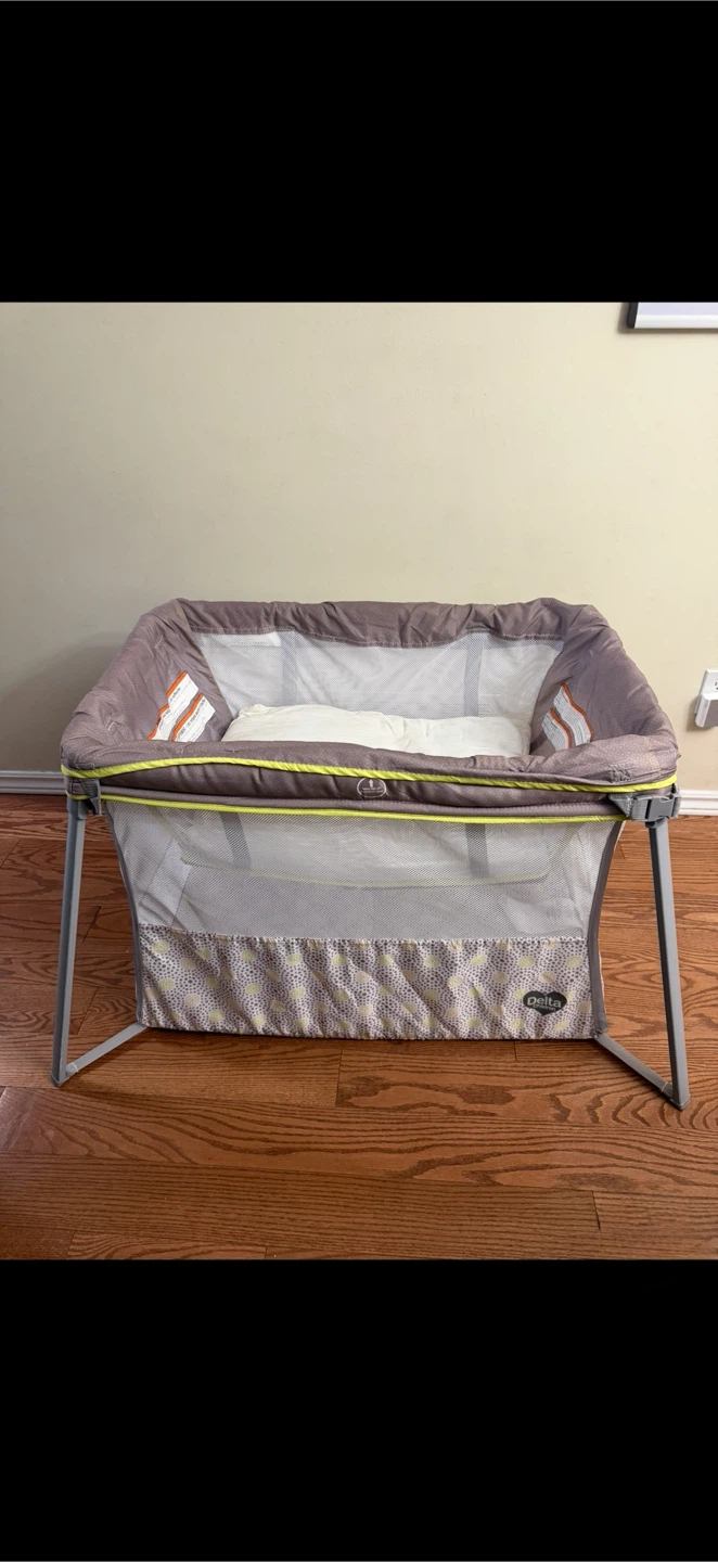 Baby Bed, Bassinet, Changing area, Playard