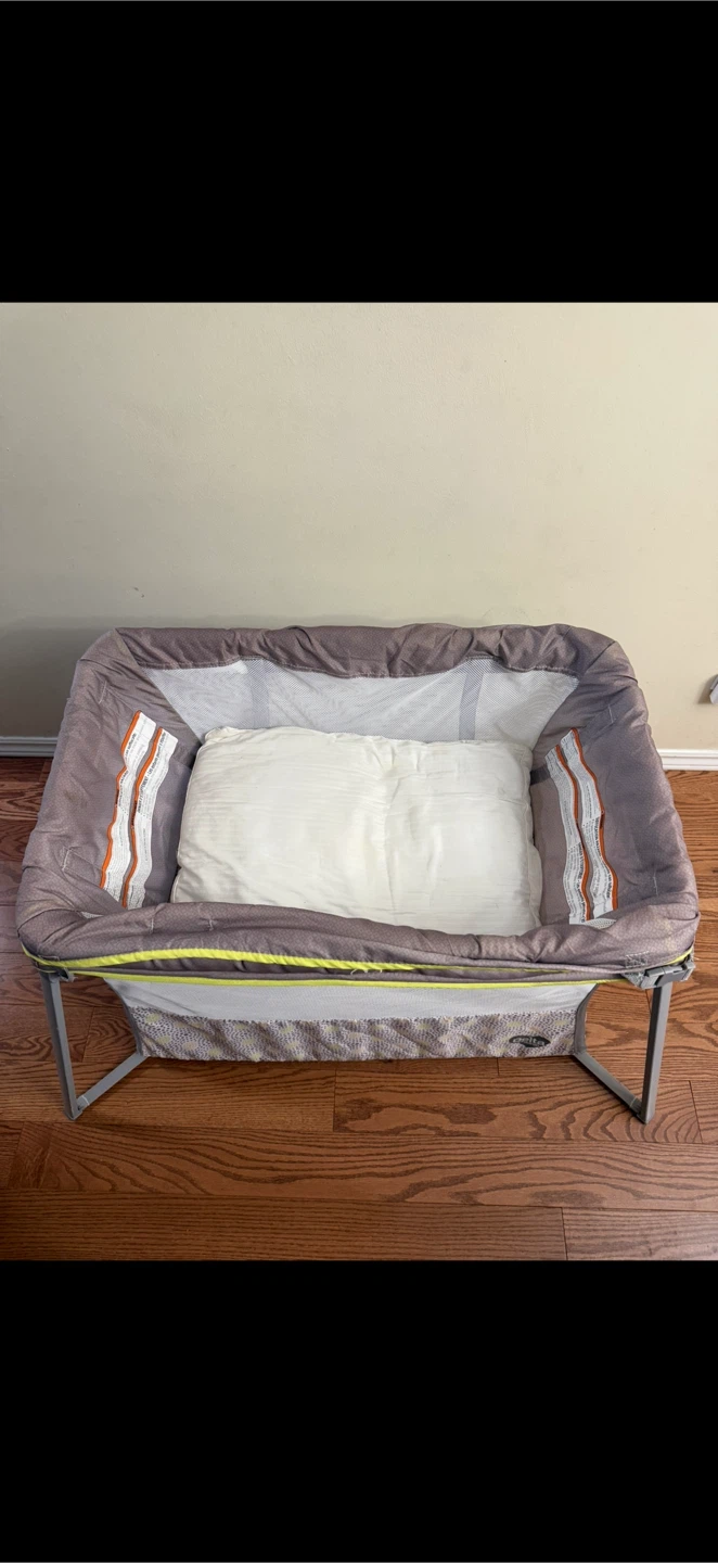 Baby Bed, Bassinet, Changing area, Playard - photo 2