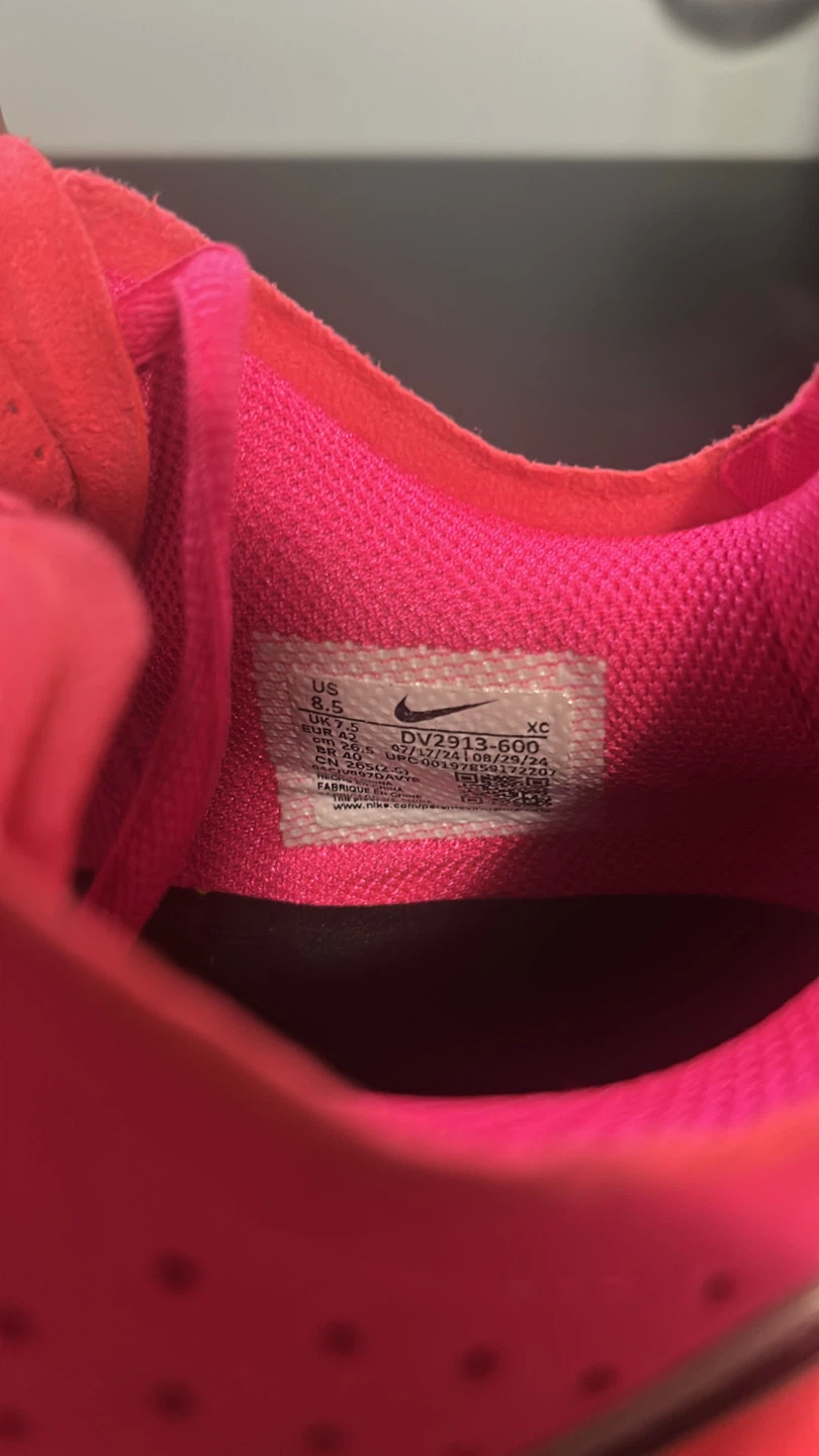 Nike Gt cut 3 size 8.5 **NEED GONE - photo 4