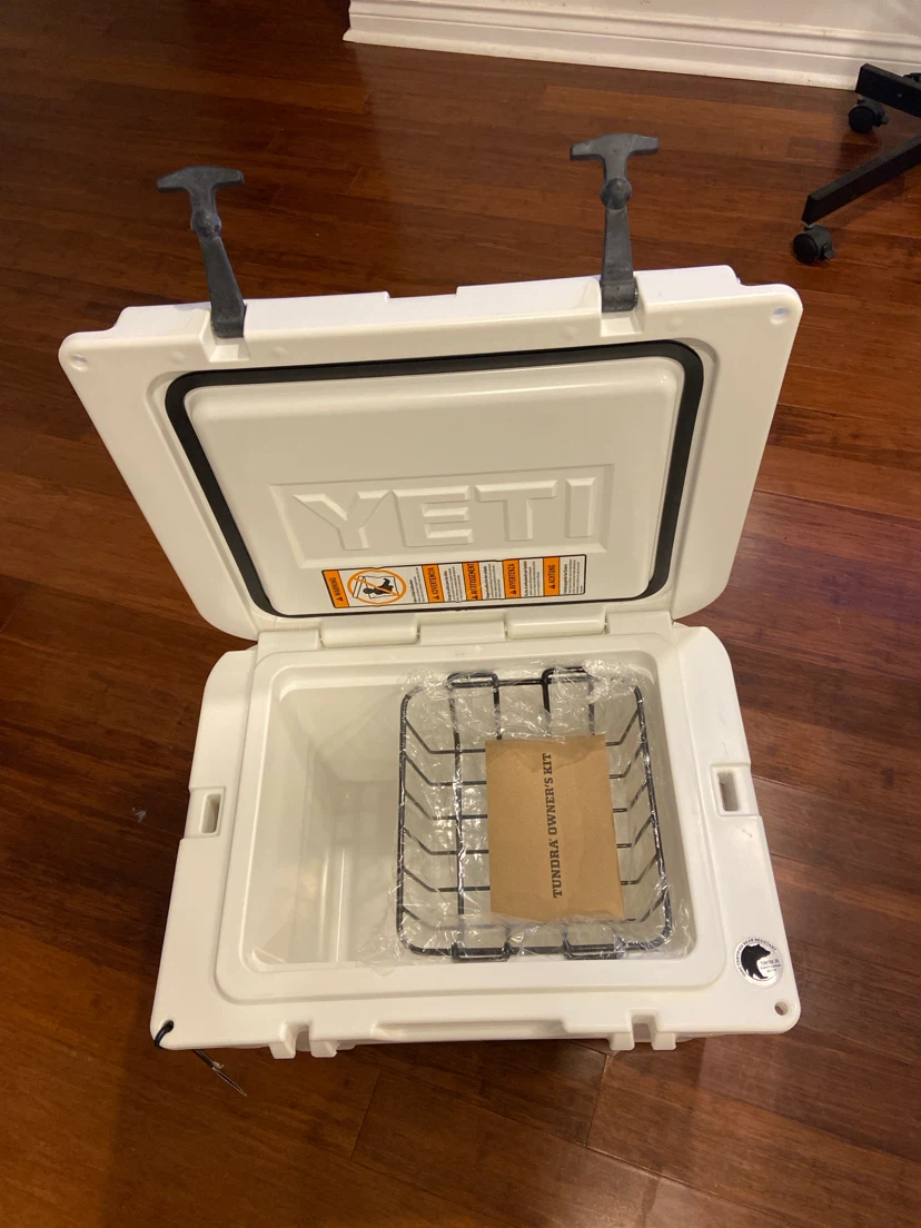 Yeti Tundra 35 Cooler - photo 2