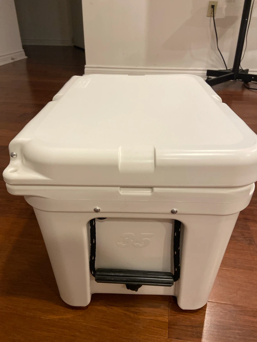 Yeti Tundra 35 Cooler - photo 3