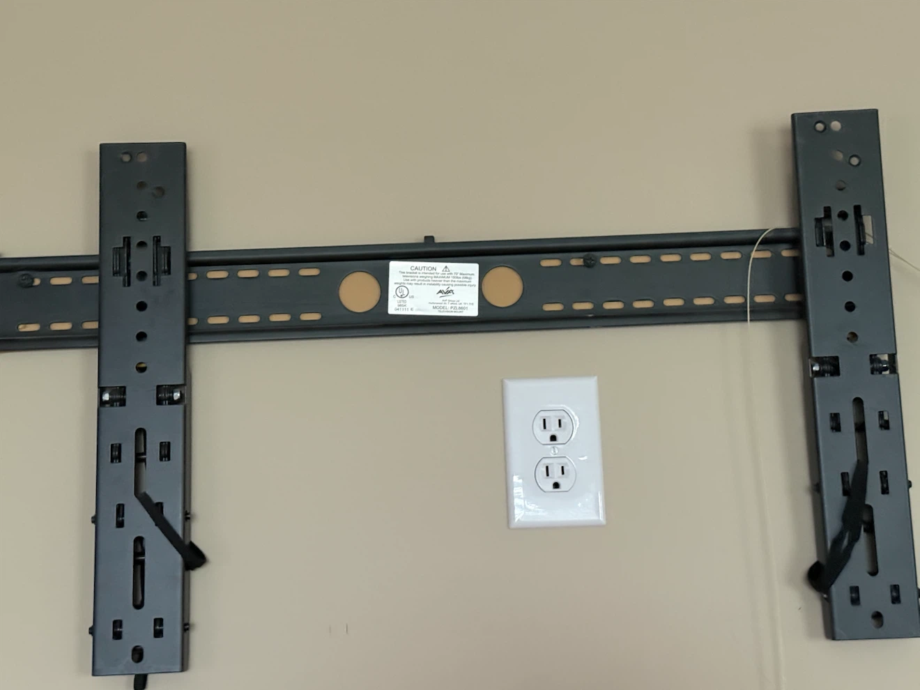 AVA TV Wall Mount
