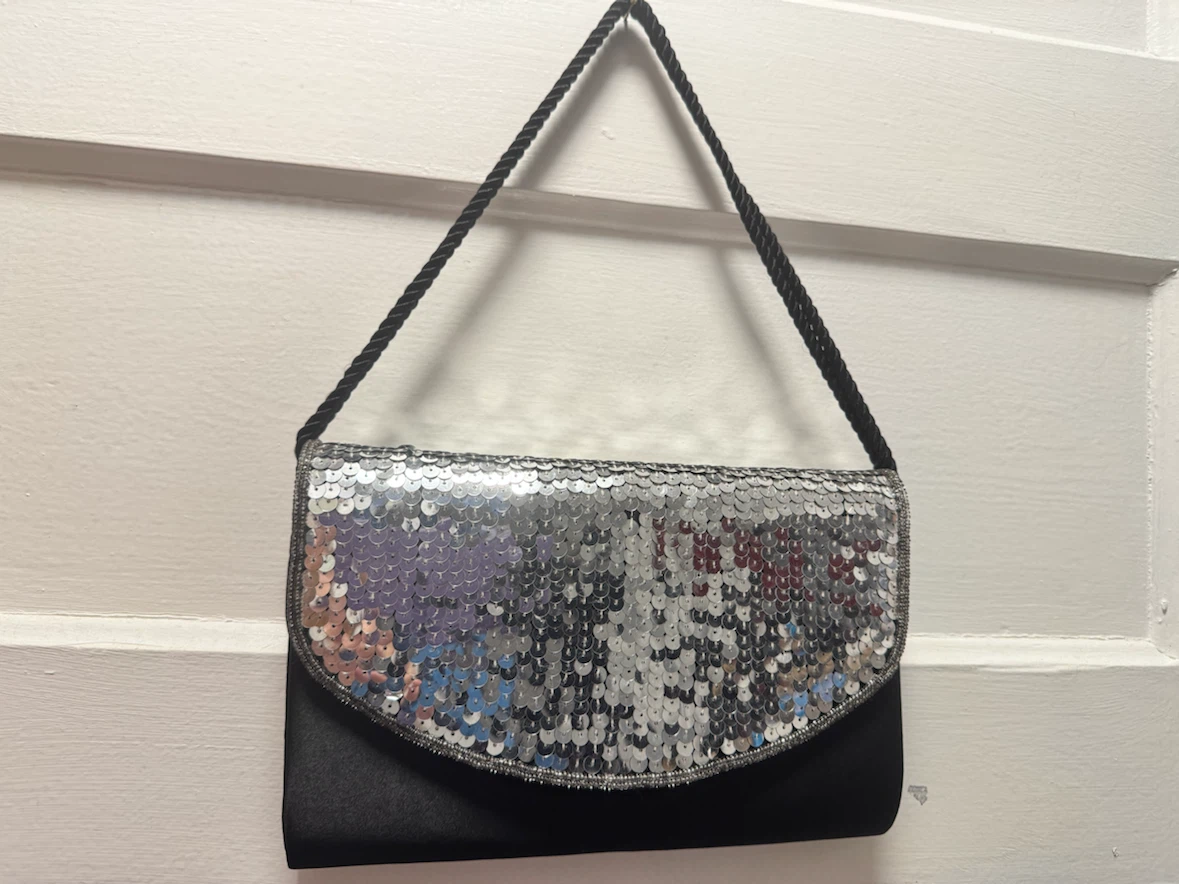 Sparkly Sequin Clutch Purse with Handle