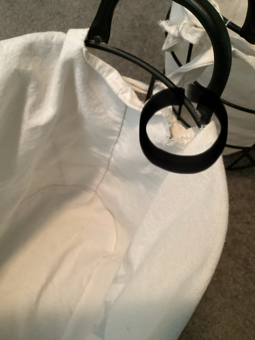 Set of 2 Wire Baskets with White Liners - photo 3