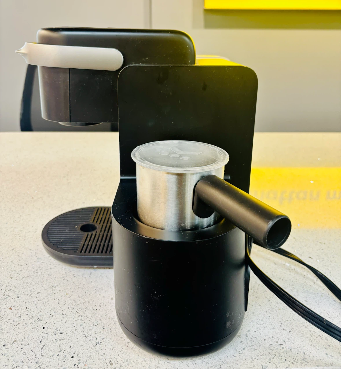 K-Café® Single Serve Coffee Latte & Cappuccino Maker - photo 5