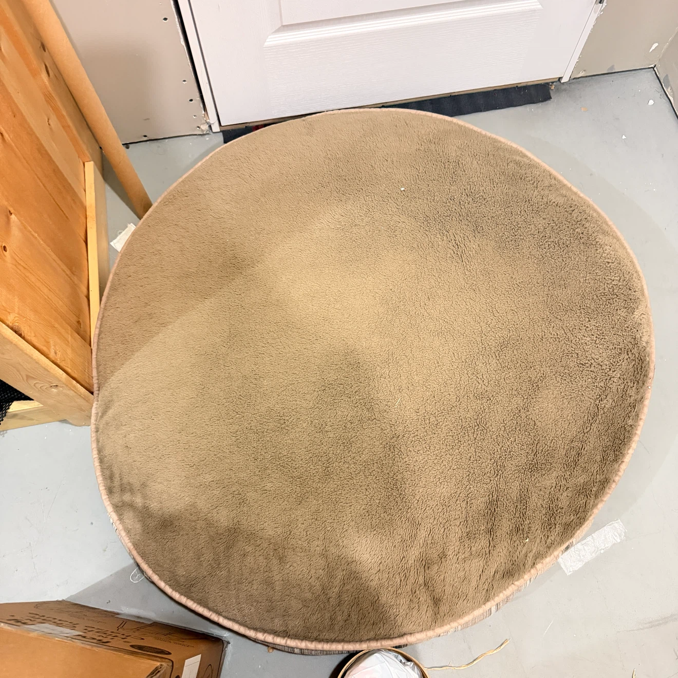 Woven Seagrass Storage Ottoman and Round Plush Pet Bed - photo 2