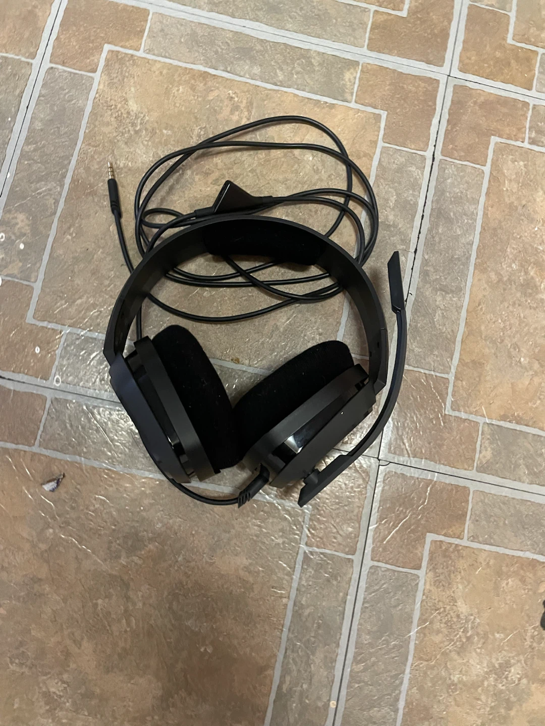 Astro  a10 Gaming Headset - photo 3