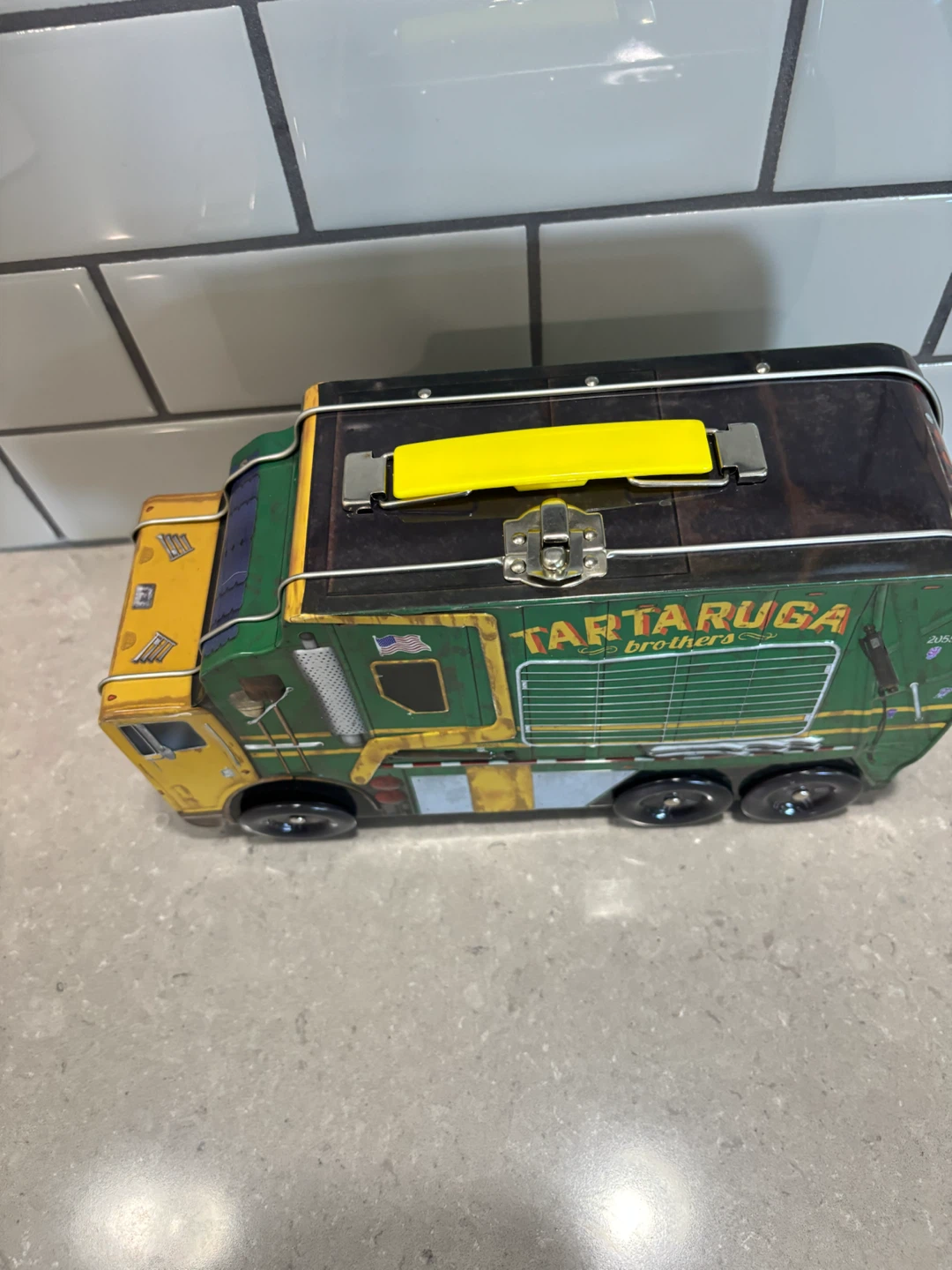TMNT Tartaruga Brothers Garbage Truck Lunch Box Tin - photo 3