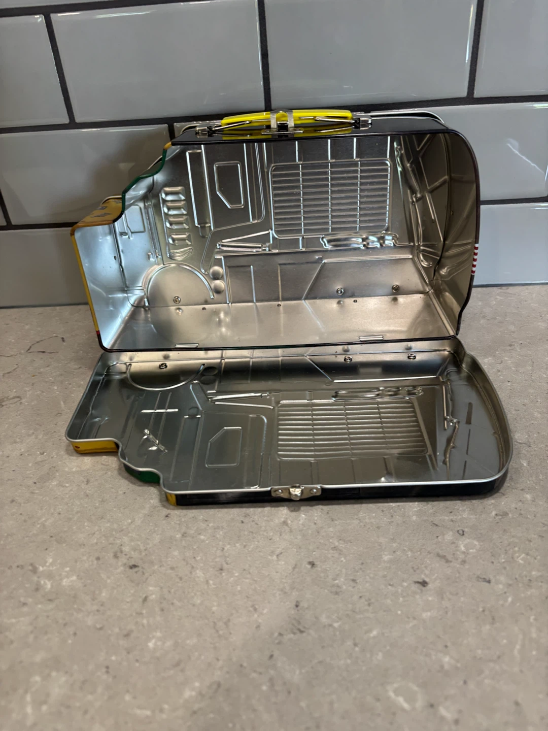 TMNT Tartaruga Brothers Garbage Truck Lunch Box Tin - photo 4