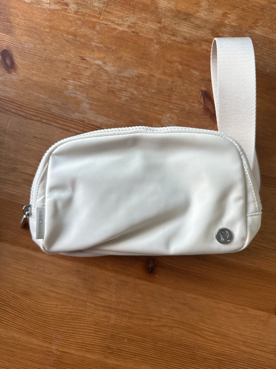 Lululemon Everywhere Belt Bag - White