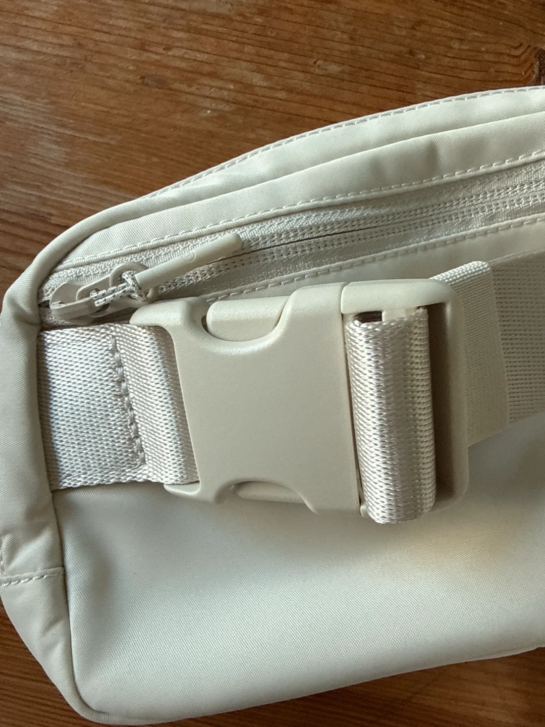 Lululemon Everywhere Belt Bag - White - photo 5