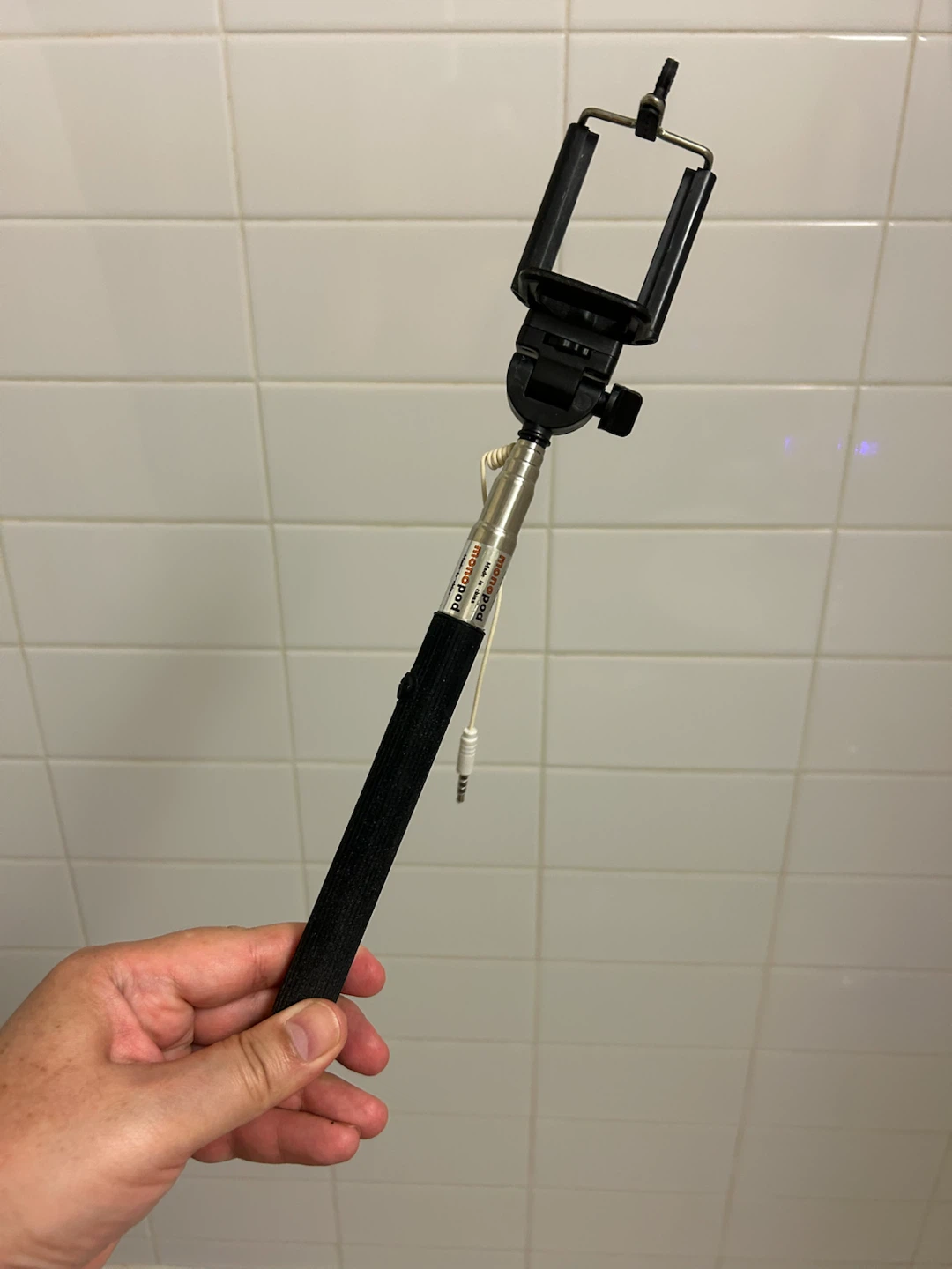 Mercase Selfie Stick Handheld Monopod with Shutter Button - photo 4