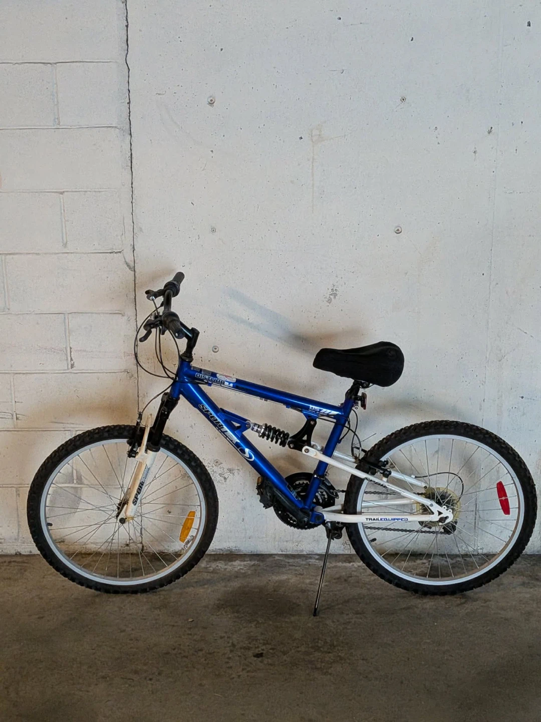 Blue Sport Mountain Bike