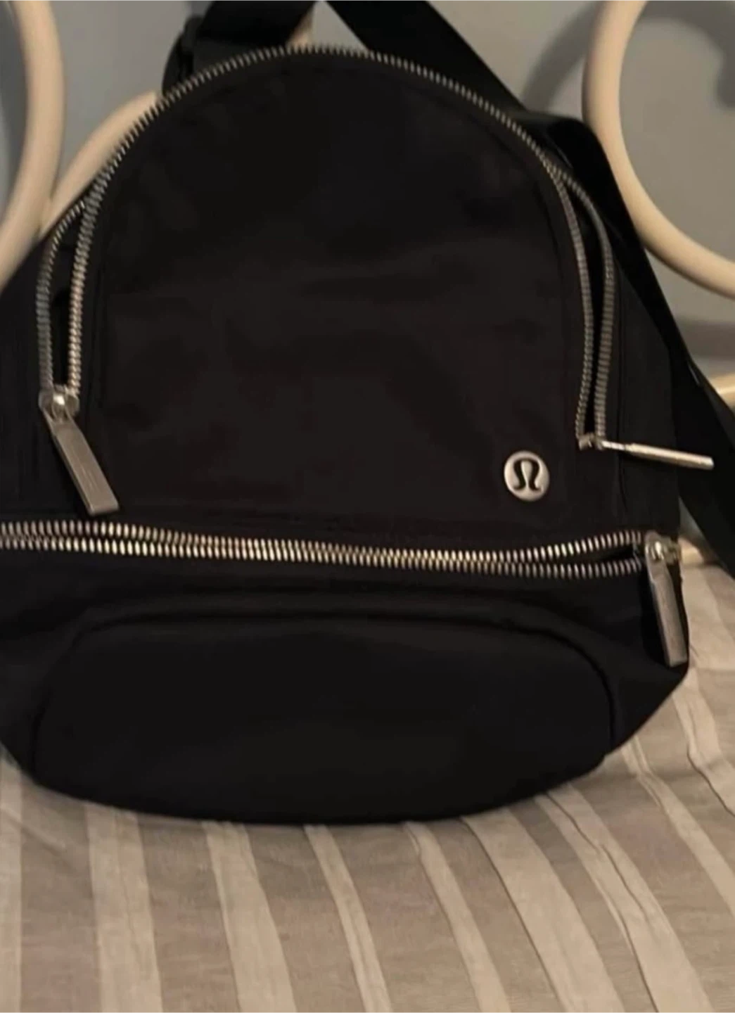 Lululemon backpack 3L small