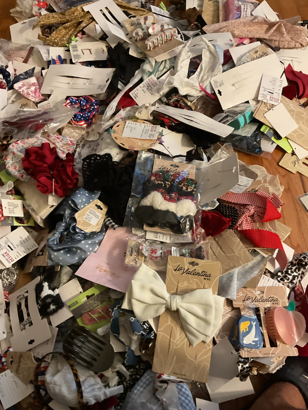 La Valentina NYC Hair Accessories Lot - photo 3