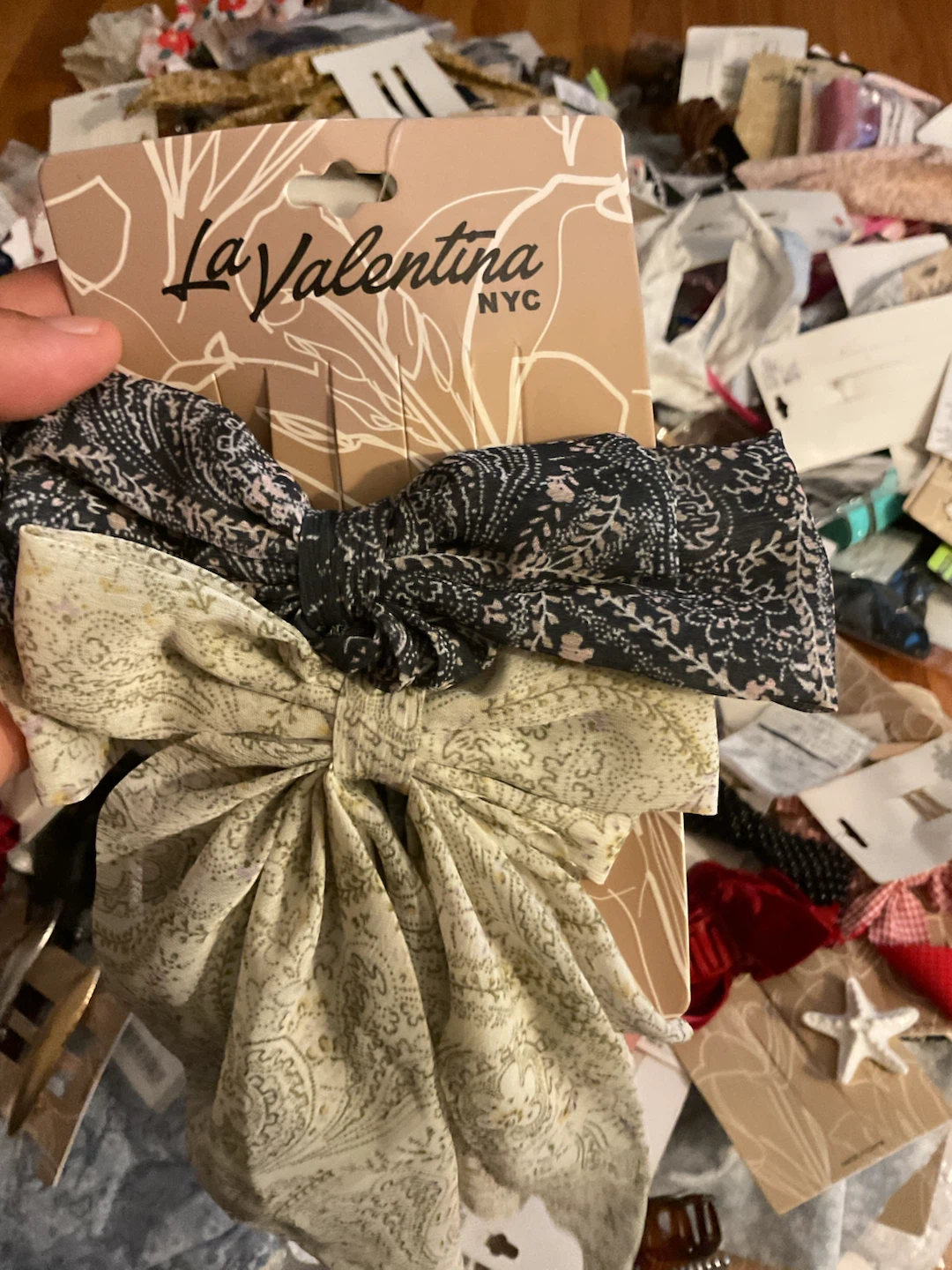 La Valentina NYC Hair Accessories Lot - photo 5