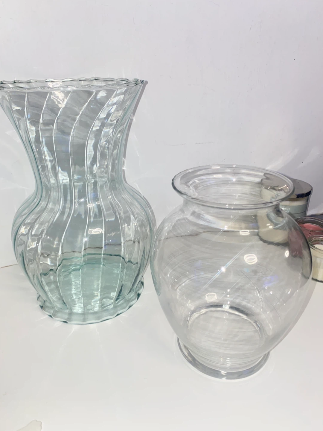 Set of 2 Clear Glass Vases - photo 3