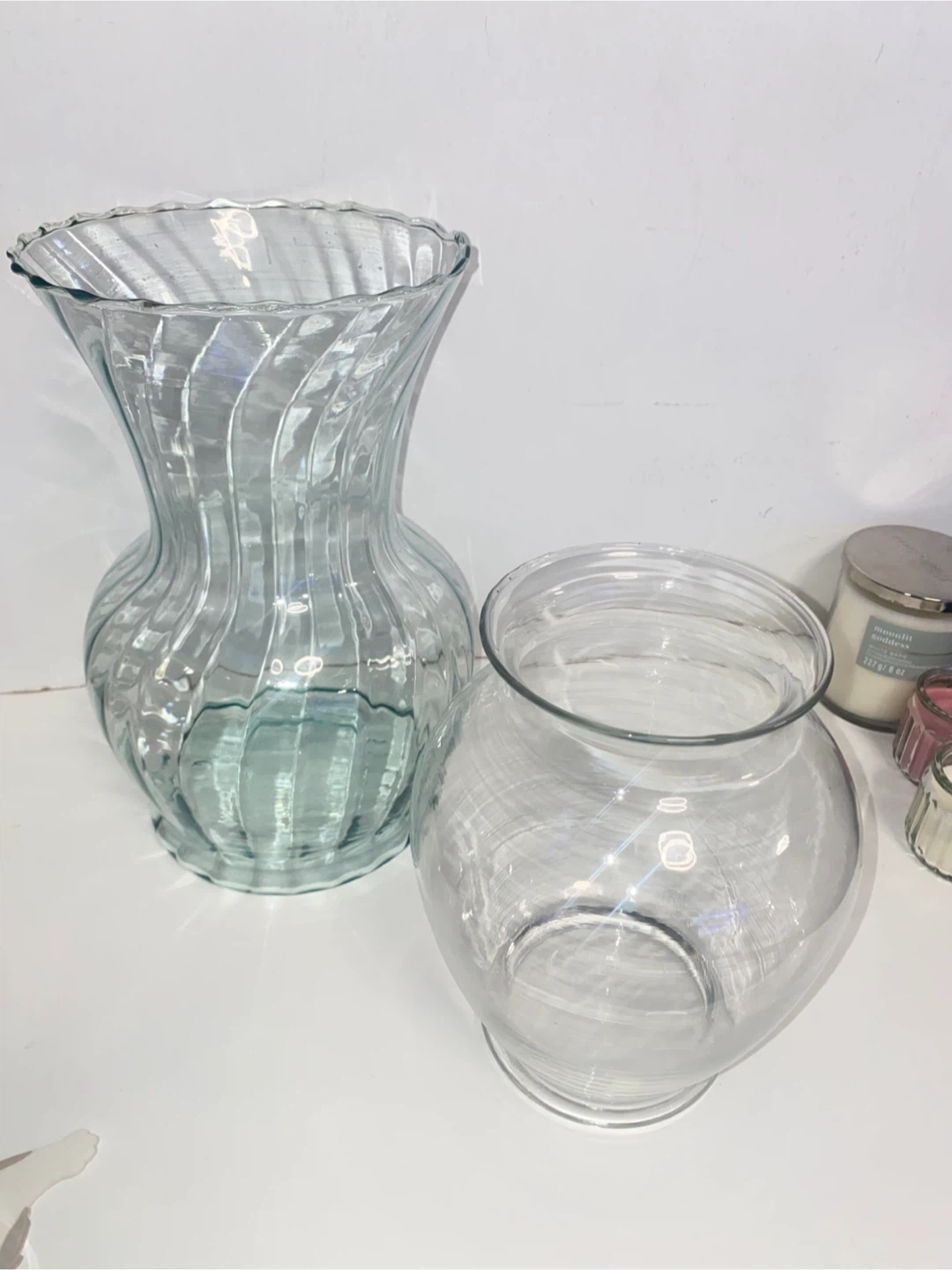 Set of 2 Clear Glass Vases