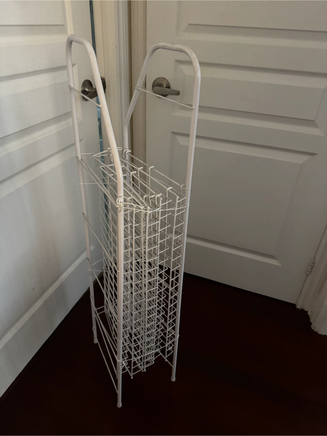 White Wire Shelf Unit - photo 3