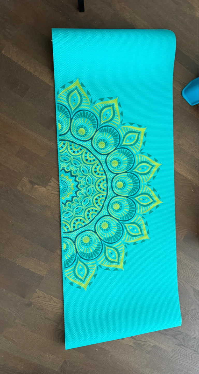 Gaiam 5mm Premium Printed Yoga Mat Capri