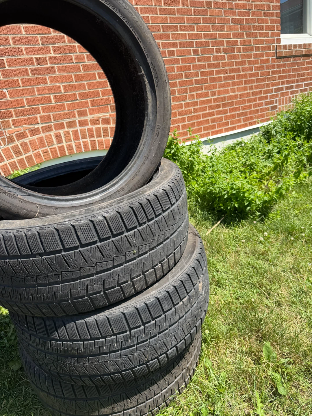 Set of 4 "Snowshoes" Winter Tires 275/40R20 - photo 4