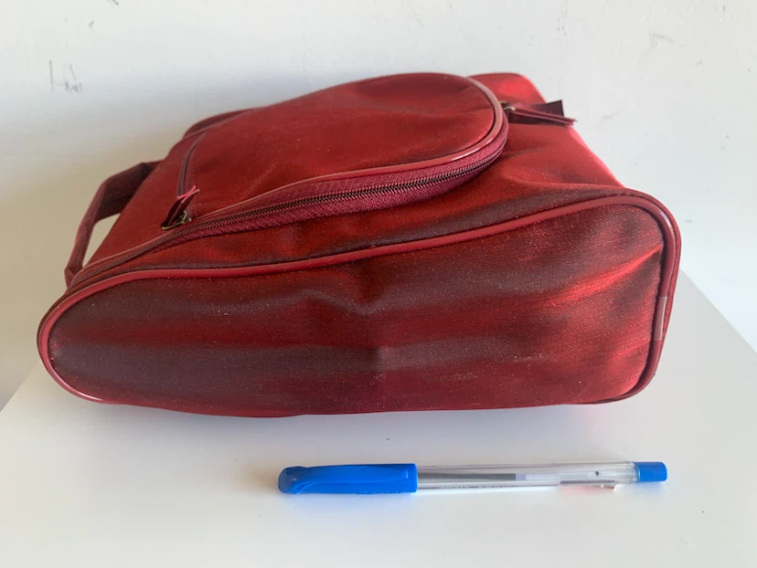 Red Sparkly Bag - photo 4