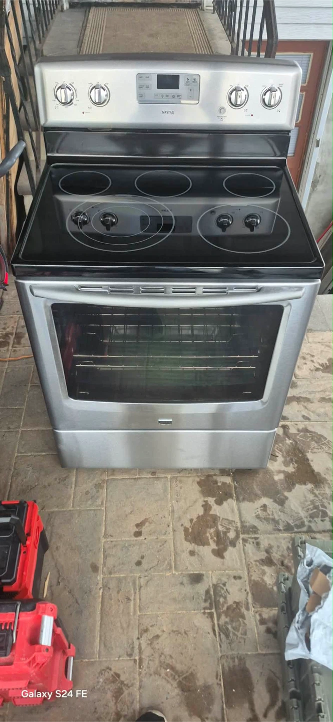 Maytag Electric Range - photo 3