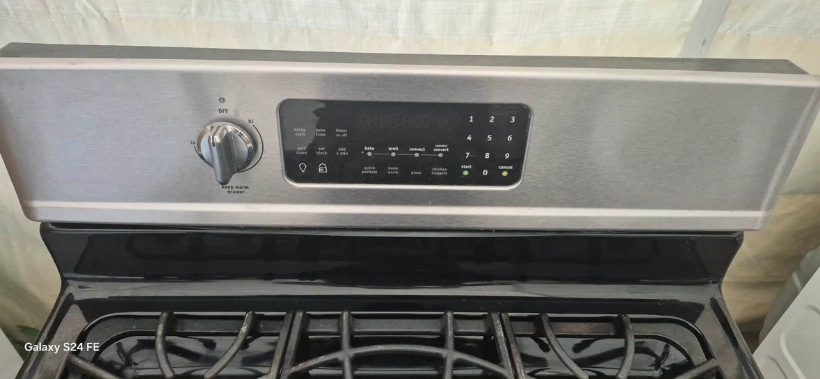 Frigidaire Gas Range - photo 3