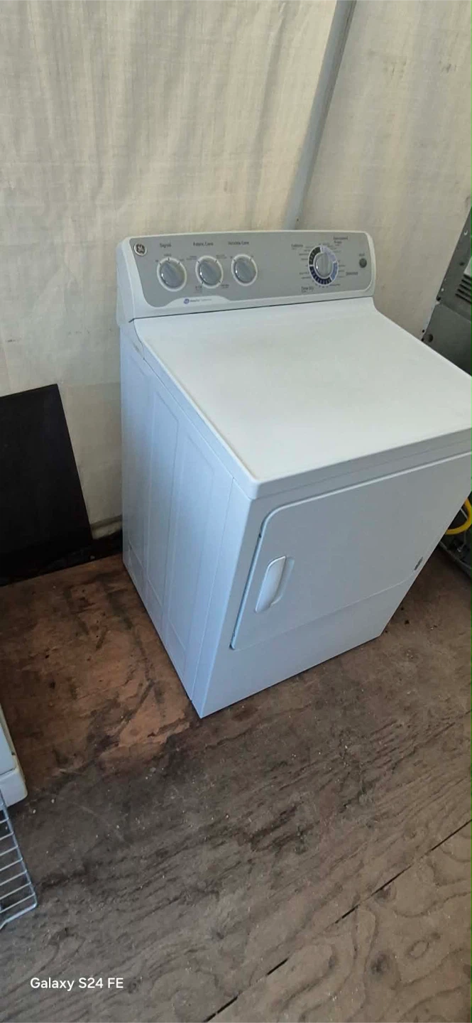 GE White Electric Dryer - photo 2